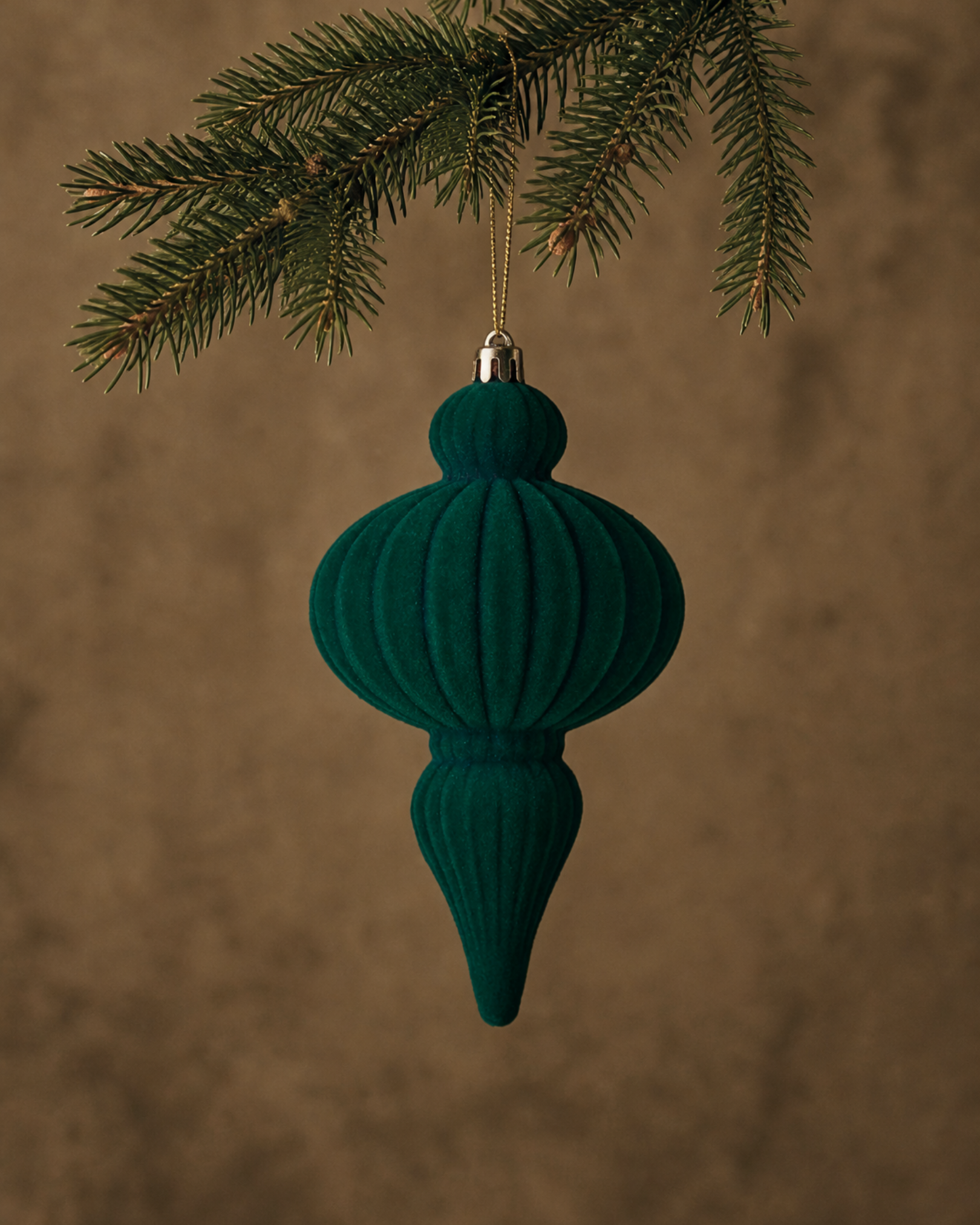 The Green Shatterproof Bauble Set
