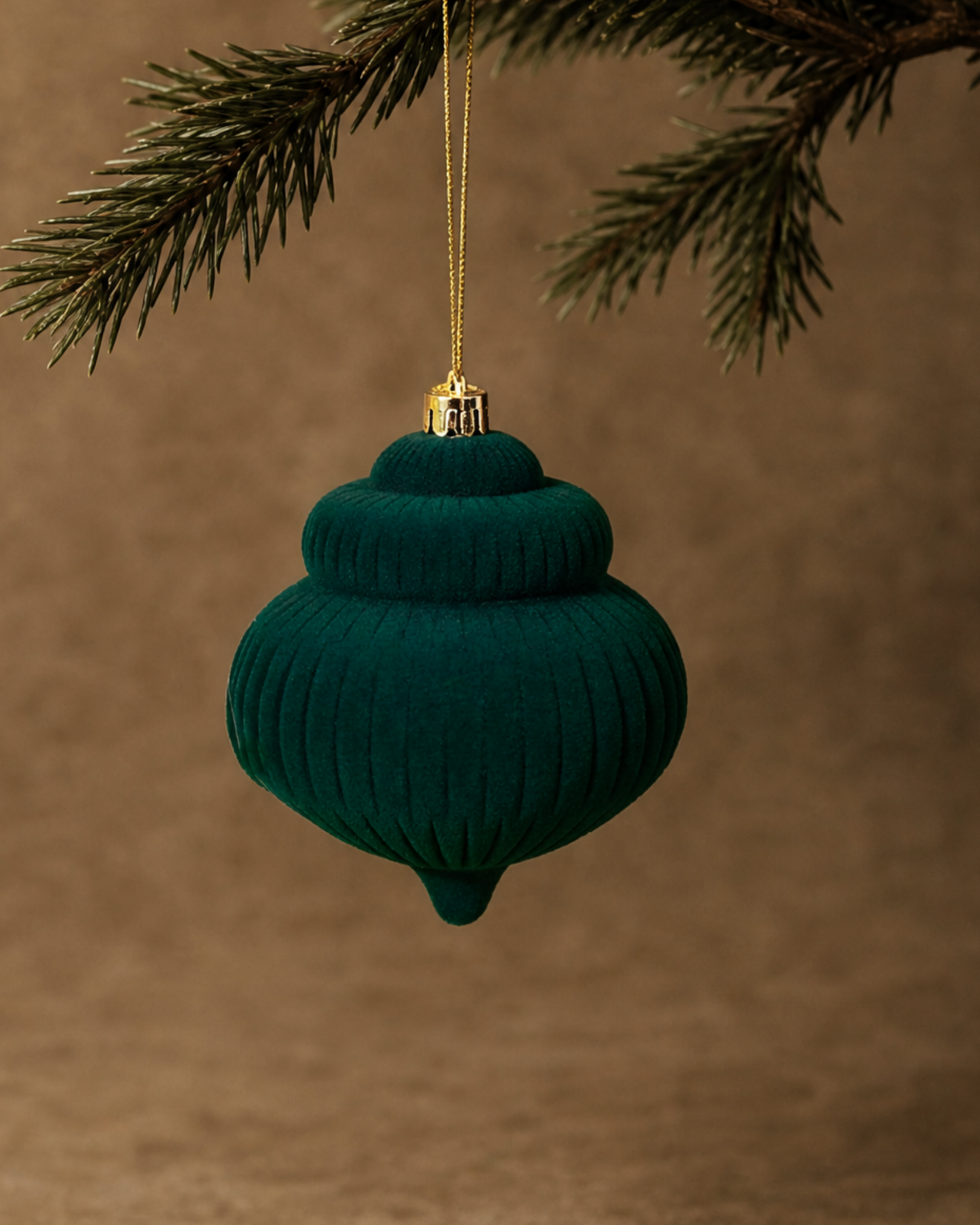 The Green Shatterproof Bauble Set