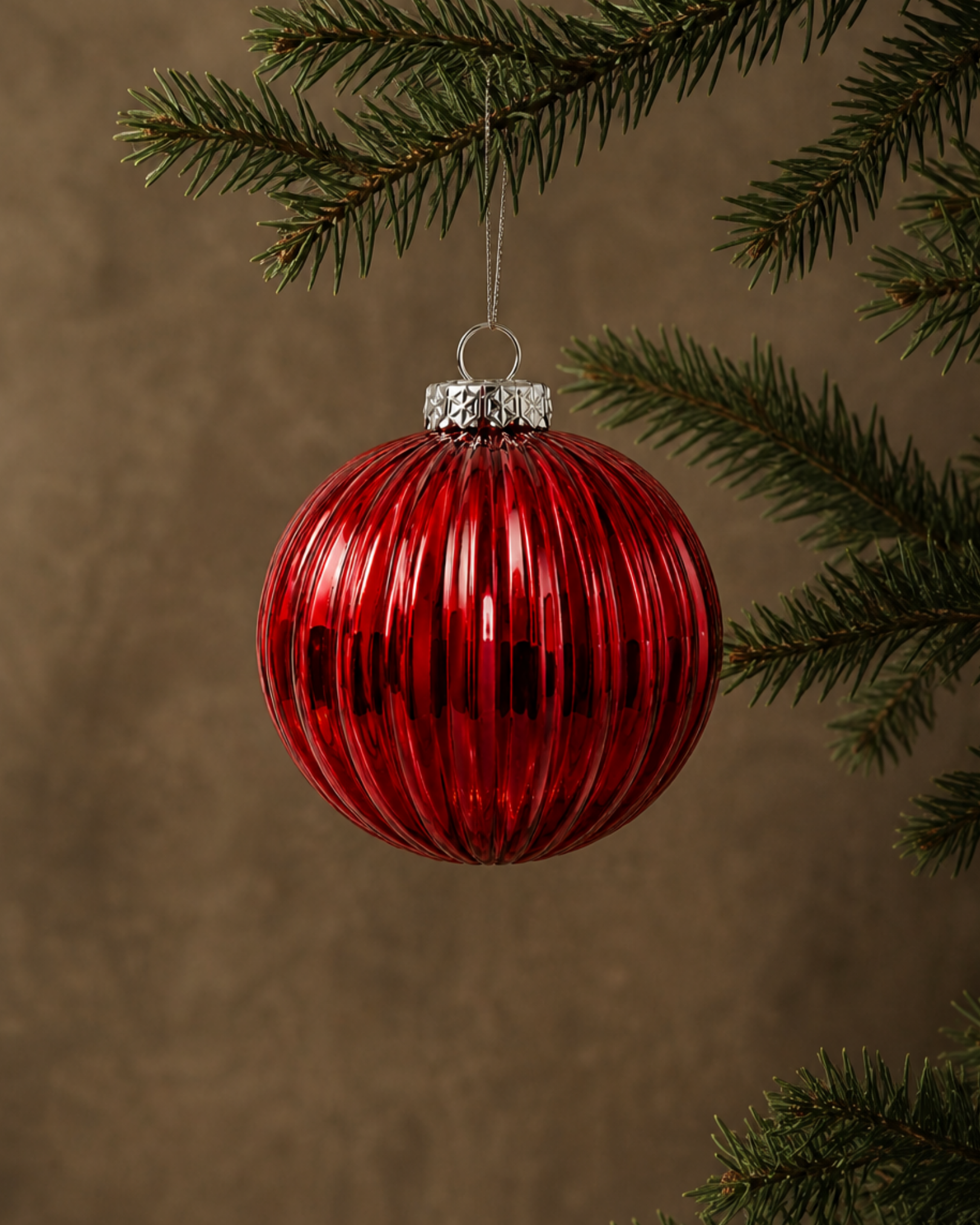 The Red Glass Bauble Set