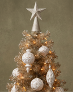 White & Gold Heritage Ornament Collection