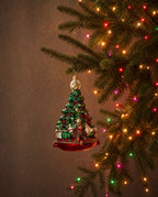 The Layered Christmas Tree Ornament
