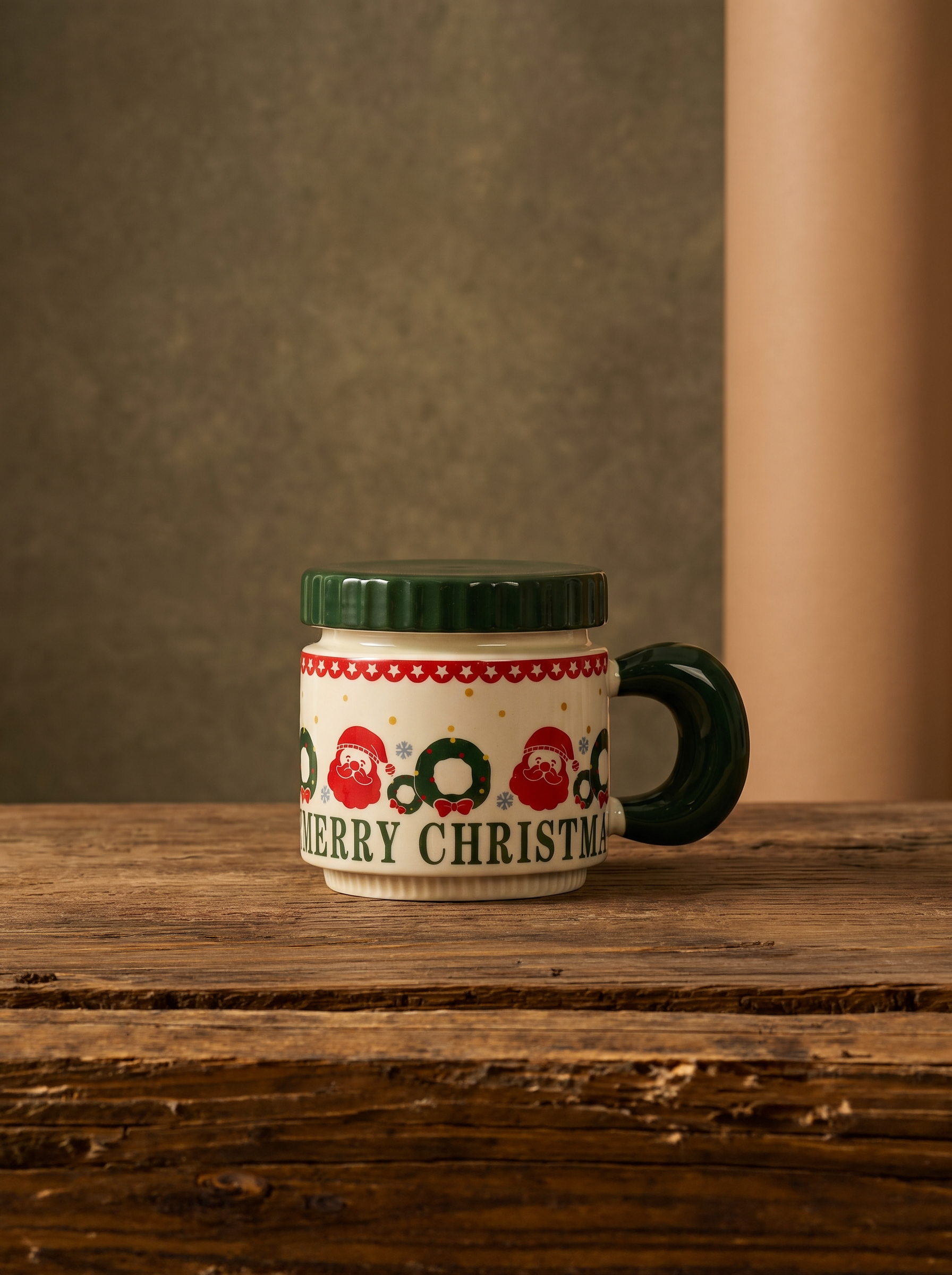 Retro Christmas Mug with Lid