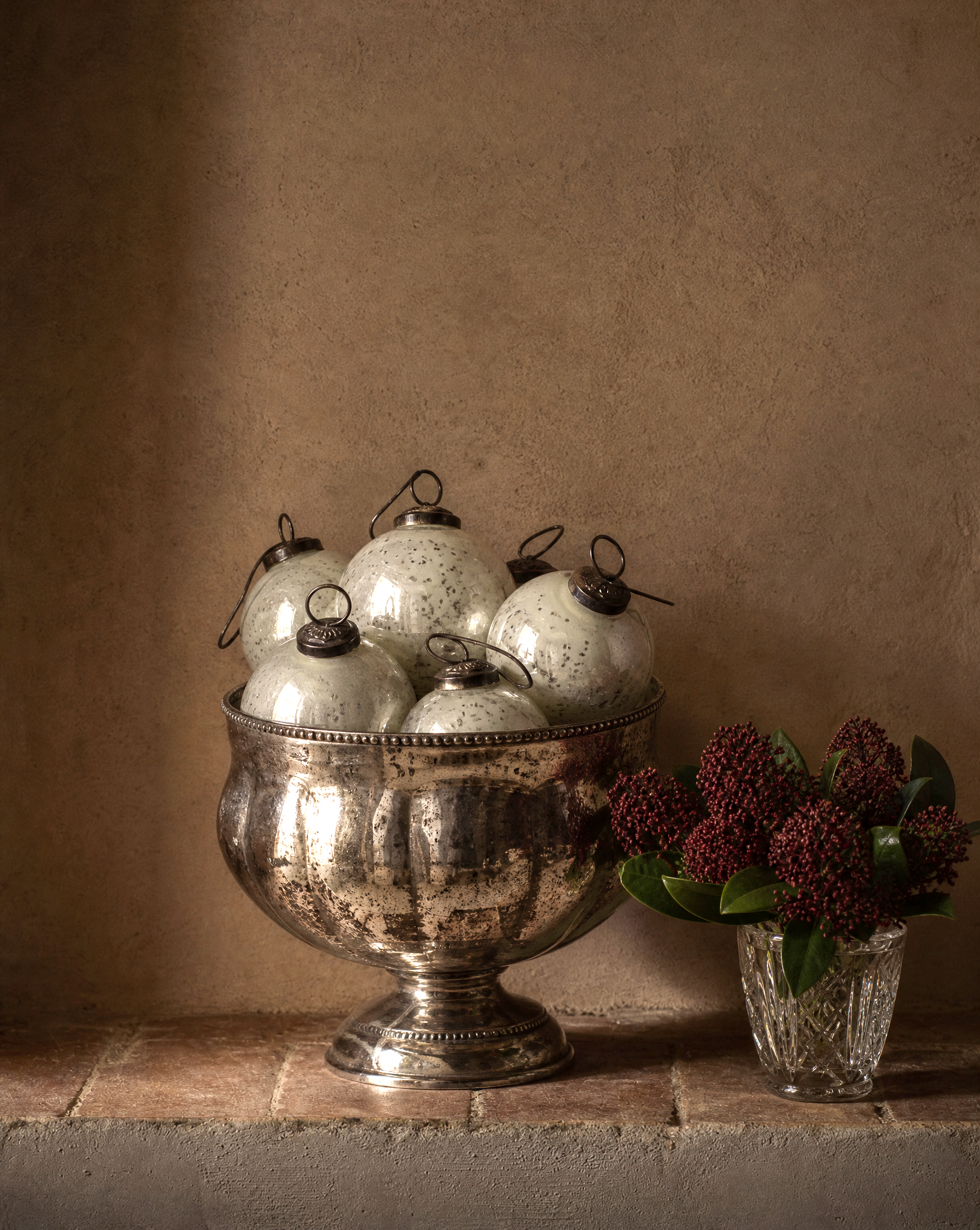 The White Kugel Glass Ornament