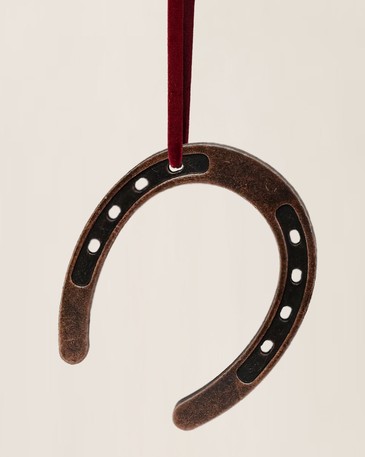 Rustic Horseshoe Ornament (Set of 4) – Western-Inspired Modern Holiday Decor