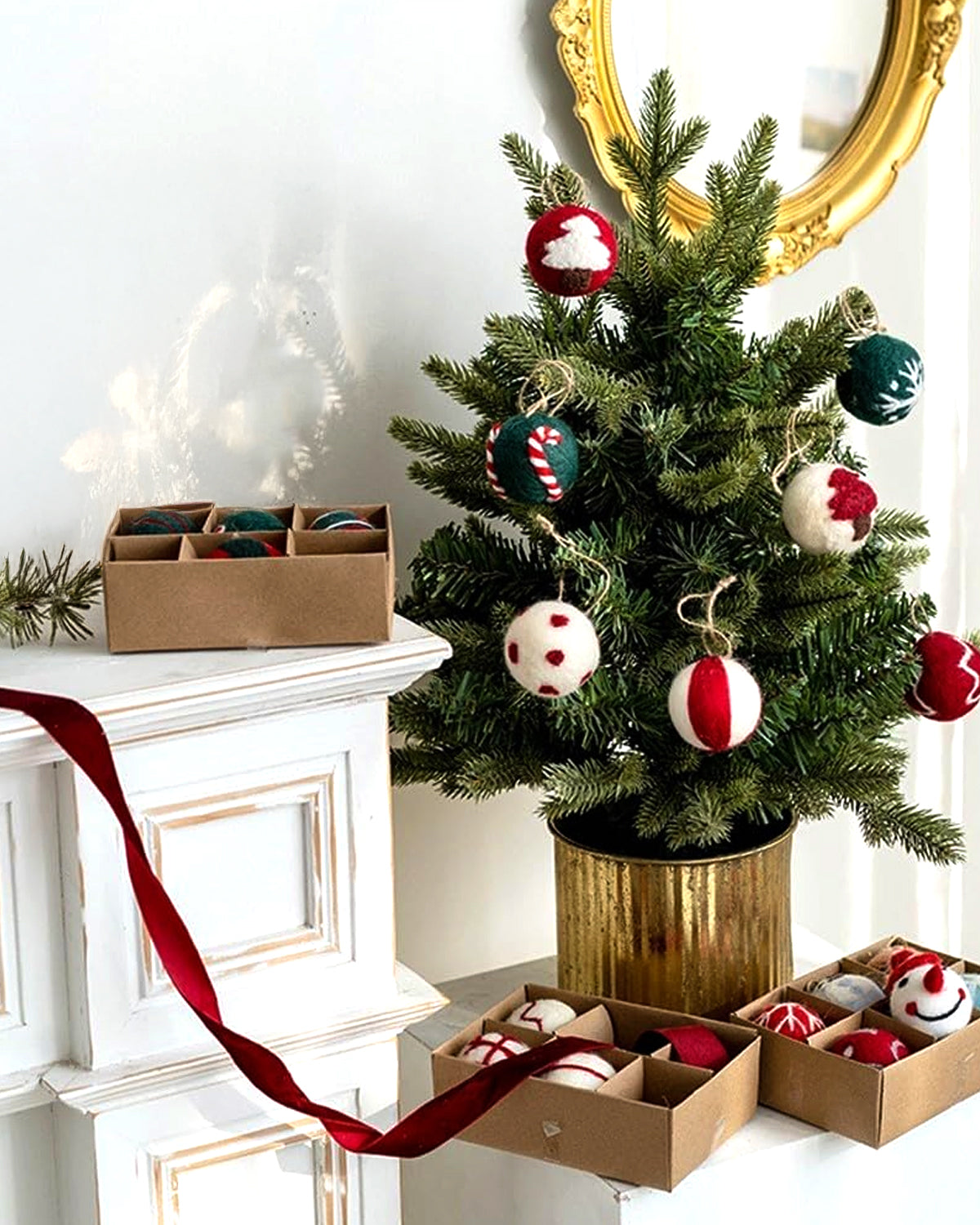 Mini Wool Ornament (Set of 6) – Red & White Wool Holiday Balls