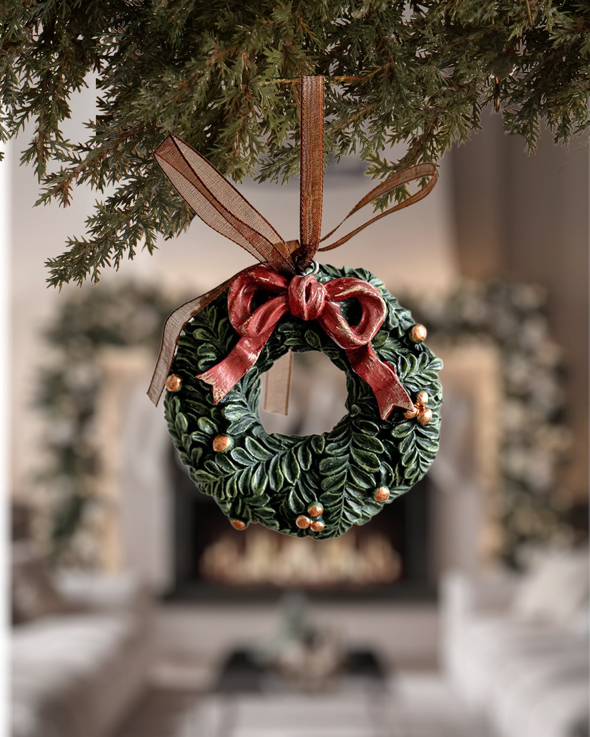 Vintage Christmas Wreath Ornament - Nostalgic Ornament Collection