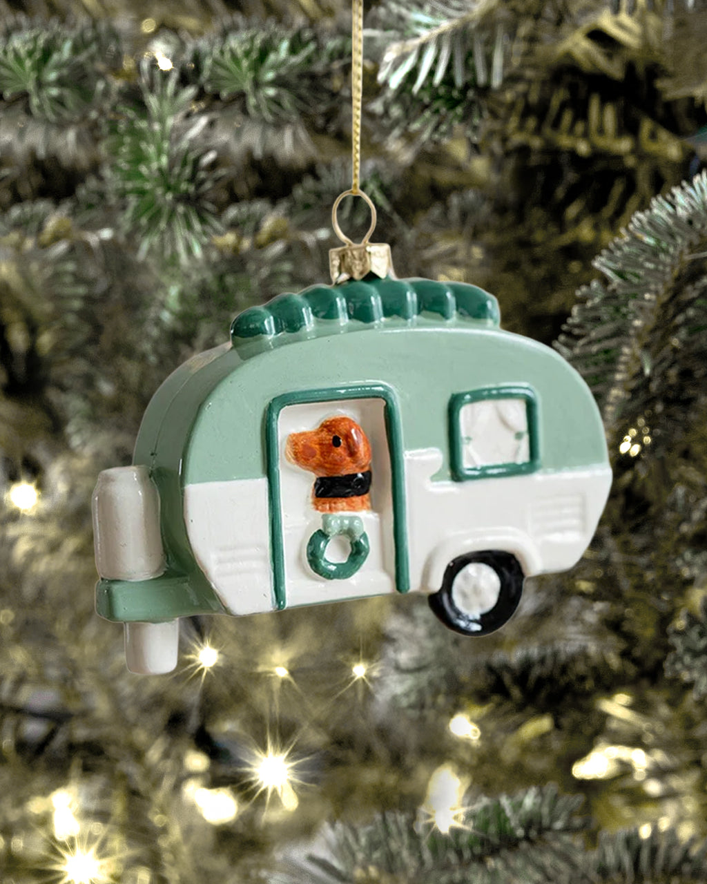 Shatterproof Wintergreen Dog Camper Christmas Ornament